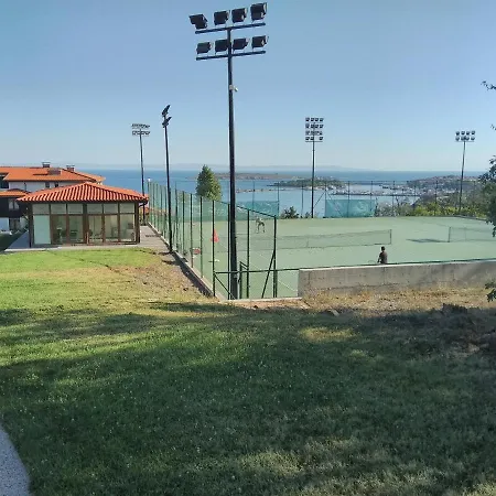 Private Flat By Seaside - Santa Marina- Apartmán Sozopol